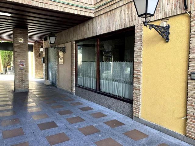 Local comercial en venta en Las Rozas de Madrid, Plaza España, 28231 photo 0