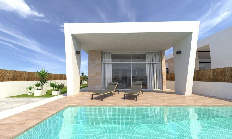 Chalet en venta en Torrevieja, Torreta florida photo 0