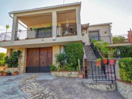 Casa en venta en Sant Pere de Ribes, Can Lloses photo 0