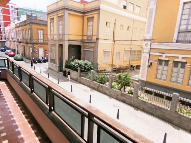 Piso en venta en Las Palmas de Gran Canaria, Arenales photo 0