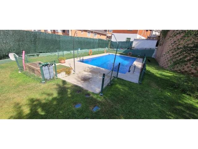 Bungalow en venta en Algete photo 0