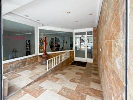 Local comercial en venta en Alcobendas, Centro photo 0
