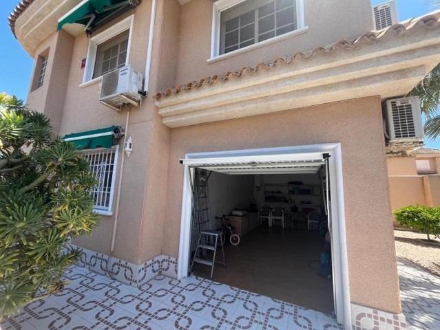 Casa en venta en Orihuela Costa, Rocio del Mar photo 0