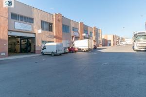 Nave industrial en venta en Peligros, Poligono Ind. Juncaril photo 0