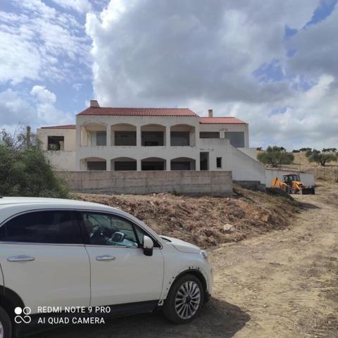 Casa con terreno en venta en Alhaurín de la Torre photo 0