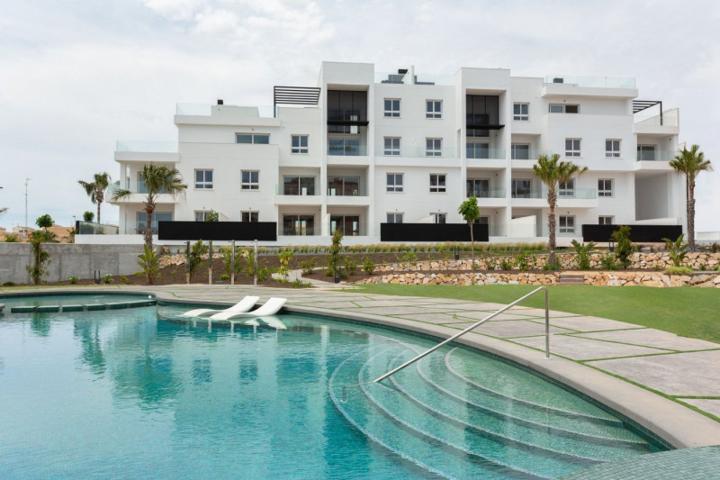 Apartamento en venta en Orihuela Costa, Punta Prima photo 0