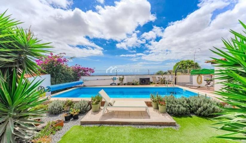 Casa en venta en Granadilla de Abona photo 0