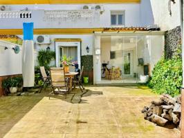 Adosada en venta en San Fernando, Camposoto photo 0