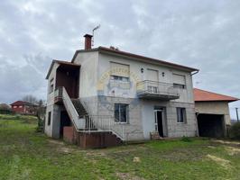 Casa en venta en Vigo, Bembrive photo 0