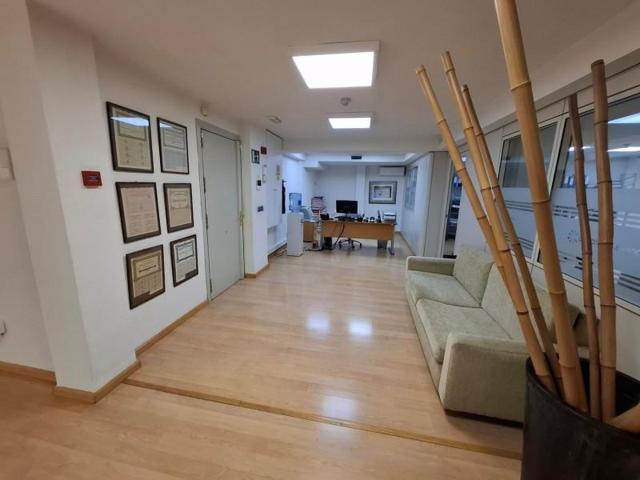 Oficina en venta en Alicante, Mercado photo 0