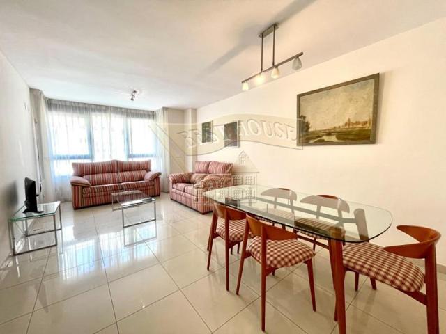 Piso en venta en Valencia, Mestalla photo 0