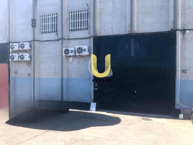 Nave industrial en venta en Coslada photo 0