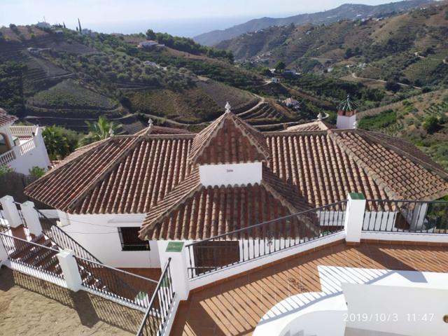 Chalet en venta en Frigiliana, Ctra. Frigiliana - Torrox photo 0