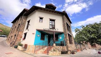 Casa en venta en Vega de Liébana, Enterrias photo 0