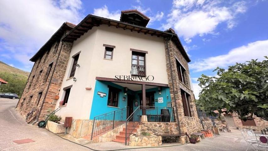 Casa en venta en Vega de Liébana, Enterrias photo 0