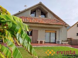 Casa en venta en Vallirana, El lledoner photo 0