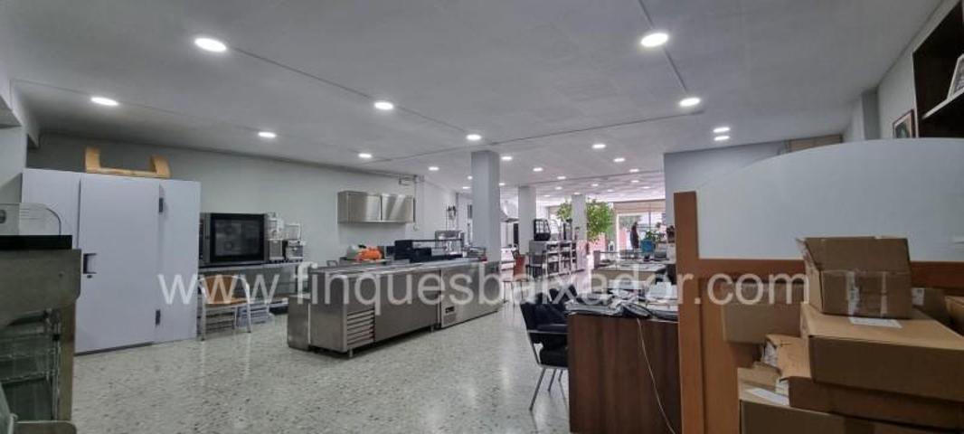 Local comercial en venta en Gavà, Gavà photo 0
