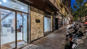Local comercial en venta en Santander, Centro photo 0