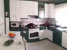 Bungalow en venta en Sestao, El casco photo 0