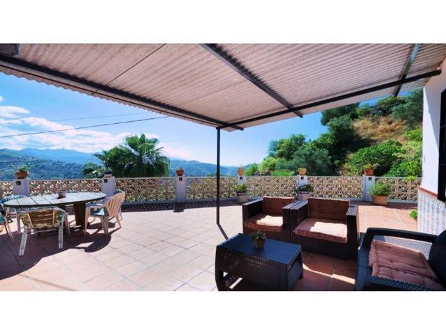 Casa con terreno en venta en Sayalonga photo 0