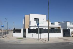 Chalet en venta en Torre-Pacheco, Roldan photo 0