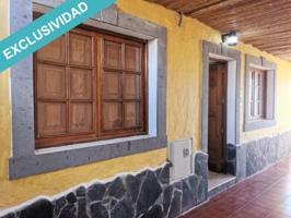 Adosada en venta en Santa Brígida photo 0