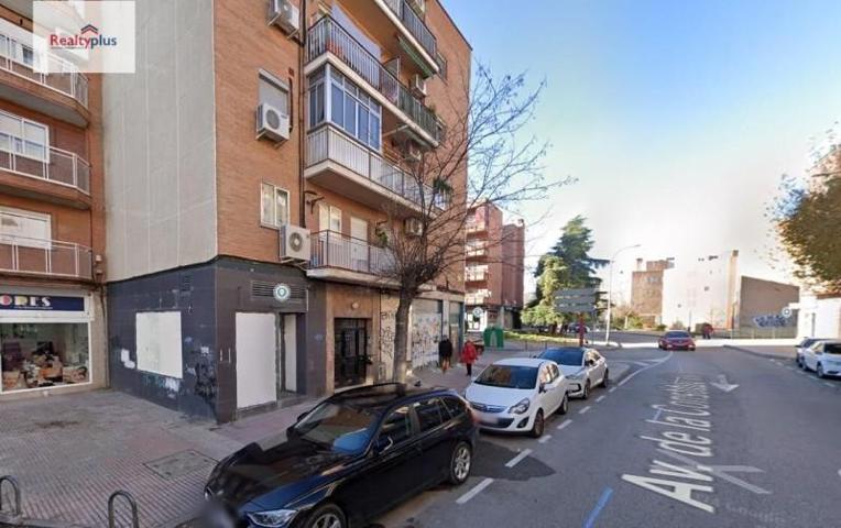 Local comercial en venta en Coslada, Coslada photo 0