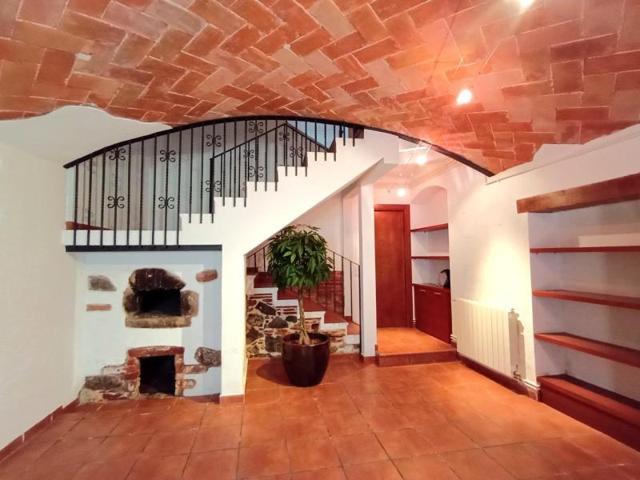 Adosada en venta en Castellar del Vallès, Can bogunya photo 0