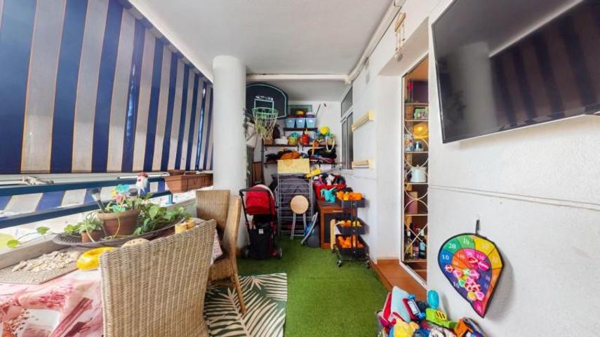 Piso en venta en Marbella, Las Albarizas photo 0