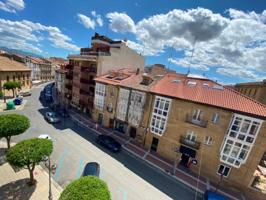 Piso en venta en Haro photo 0