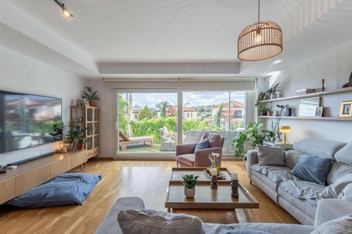 Casa en venta en Albolote, Urbanizacion cortijo del aire photo 0