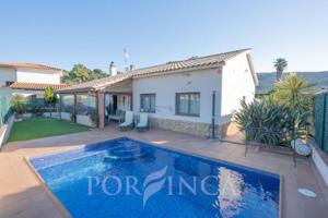 Casa en venta en Calonge, Mas Pere-Río de Oro photo 0