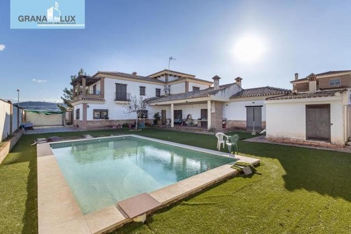 Chalet en venta en Atarfe, Urbanizacion los cortijos la ribera photo 0