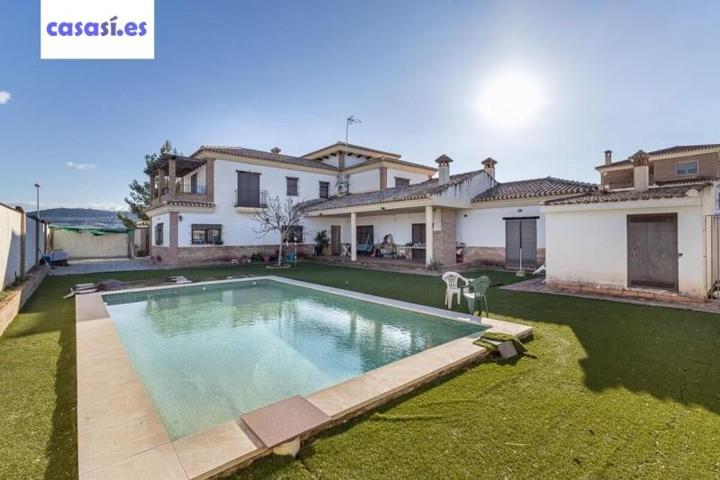 Chalet en venta en Atarfe, Urbanizacion los cortijos la ribera photo 0