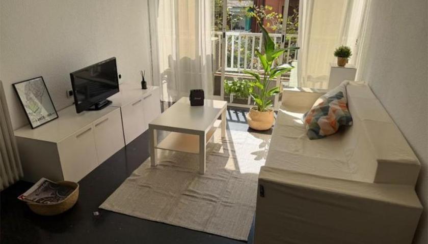 Apartamento en venta en Barcelona photo 0
