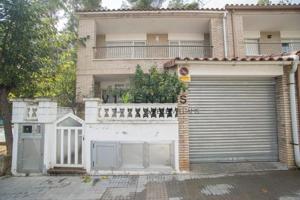 Adosada en venta en Sant Andreu de la Barca, Can salvi photo 0