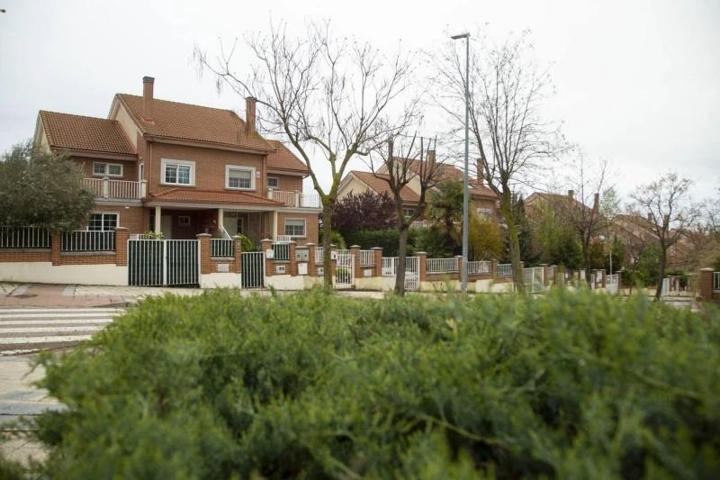 Chalet en venta en Arroyo de la Encomienda, Sotoverde photo 0