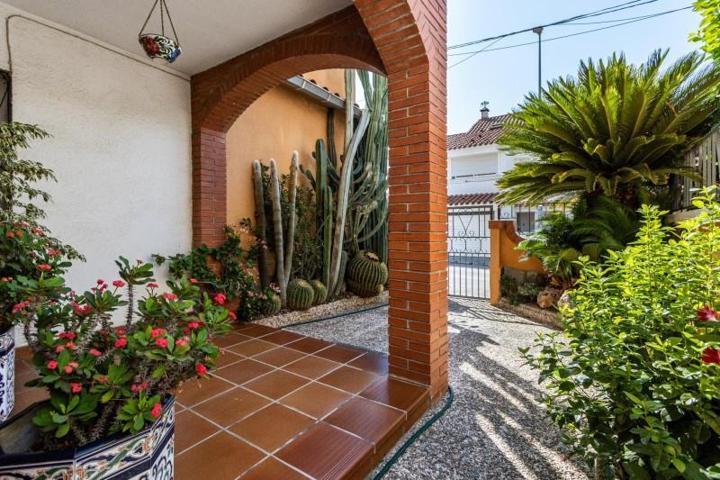 Casa en venta en Castellar del Vallès, Eixample - Can Bogunya photo 0