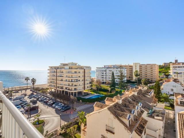Apartamento en venta en Fuengirola photo 0