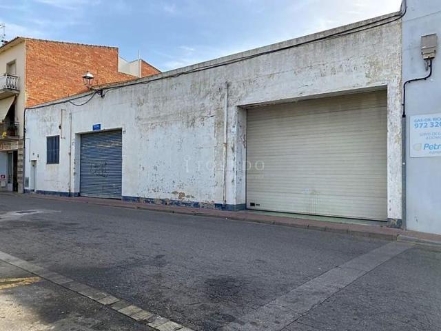 Nave industrial en venta en Sant Feliu de Guíxols, Carrer del Bruc, 17220 photo 0