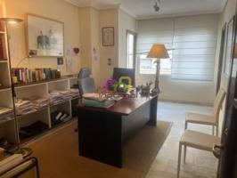 Piso en venta en Badajoz, Centro photo 0