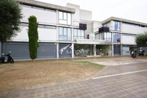 Local comercial en venta en el Masnou, Voramar photo 0