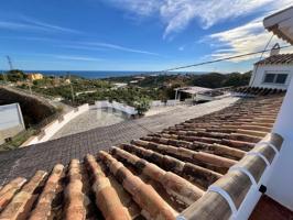 Chalet en venta en Vélez-Málaga photo 0