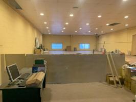 Nave industrial en venta en Alcobendas, Centro photo 0