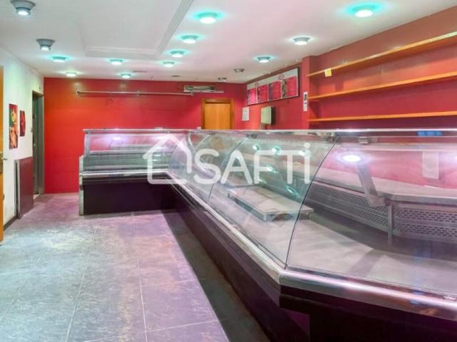 Casa en venta en Vilafranca del Penedès photo 0