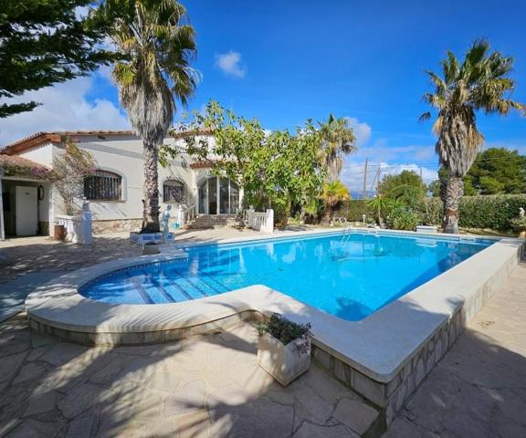 Casa en venta en L'Ametlla de Mar, Tres Calas photo 0