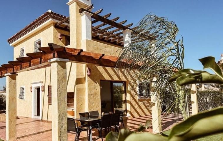 Chalet en venta en Cuevas del Almanzora, DESERT SPRINGS photo 0