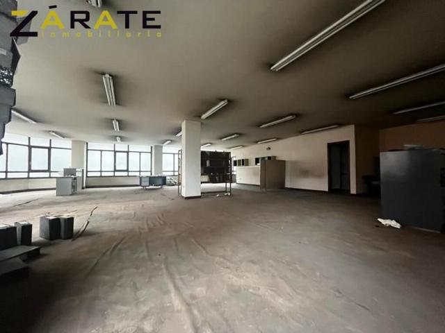 Nave industrial en venta en Bilbao, Ametzola photo 0