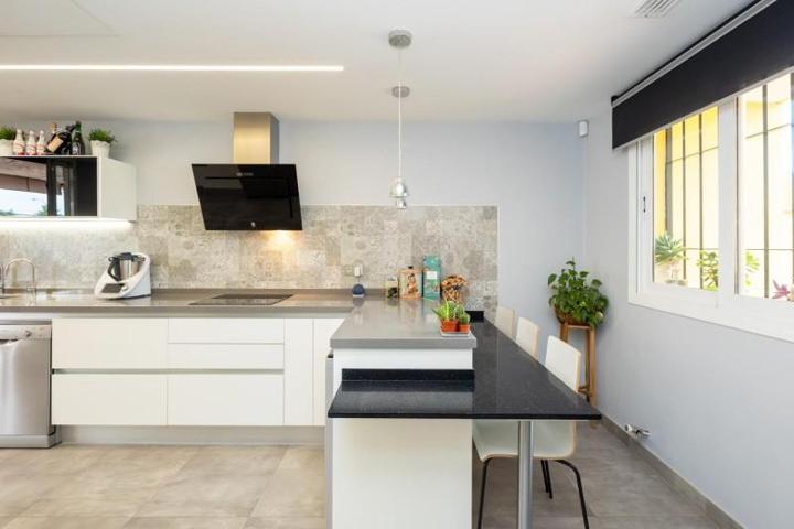 Adosada en venta en Granada, Cerrillo de maracena photo 0