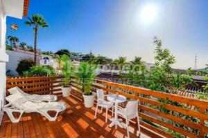 Adosada en venta en Arona, Chayofa photo 0